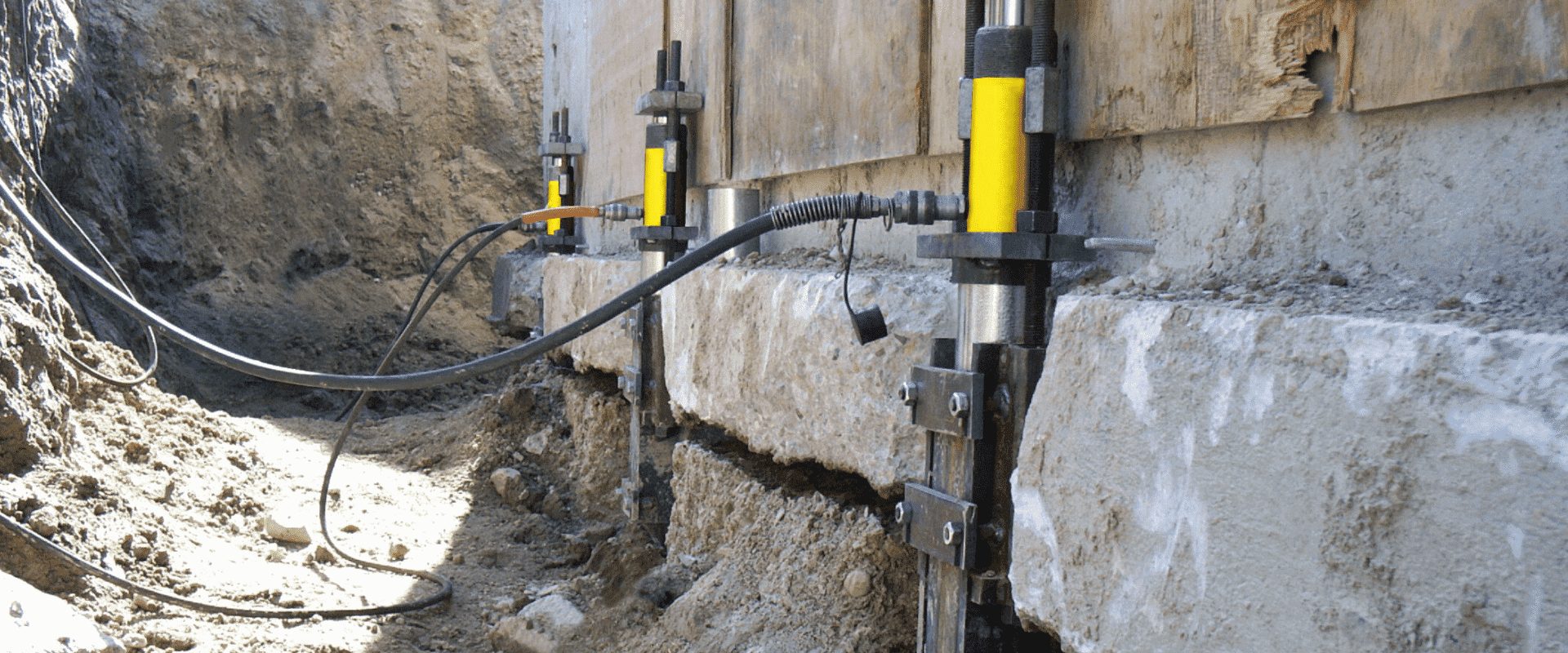 Как усилить фундамент при ремонте или реконструкции дома